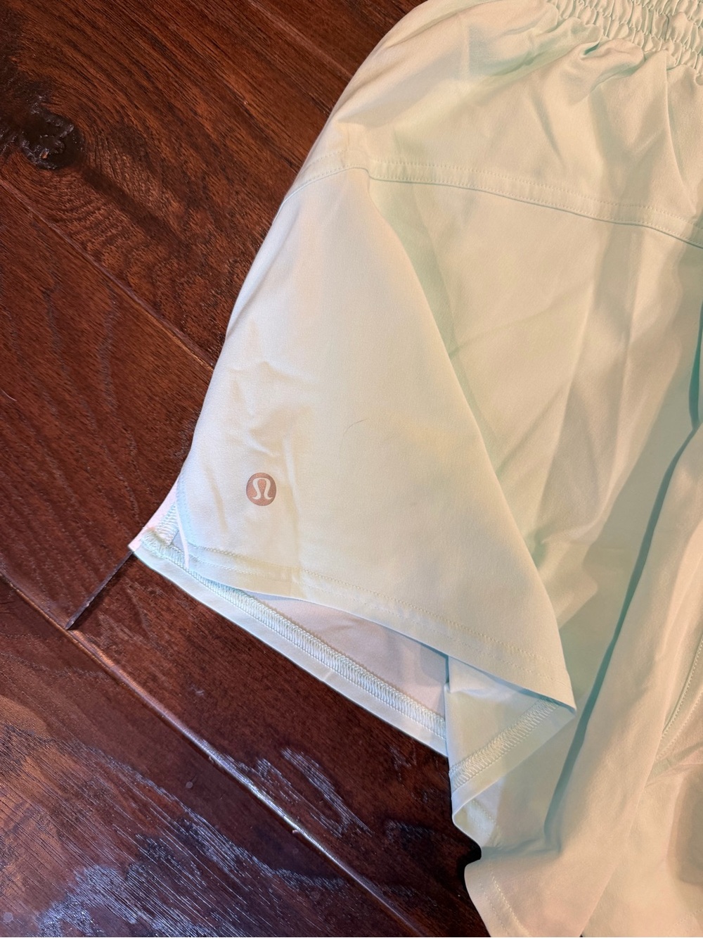 Lululemon Lightweight High-Rise Relaxed Short 3" - Picture 6 of 6